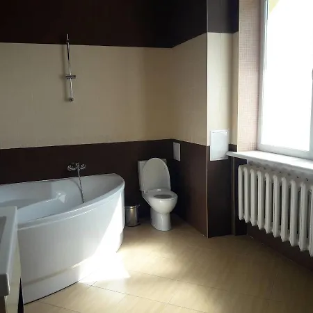 приватна фортеця Hotel Malekhuv