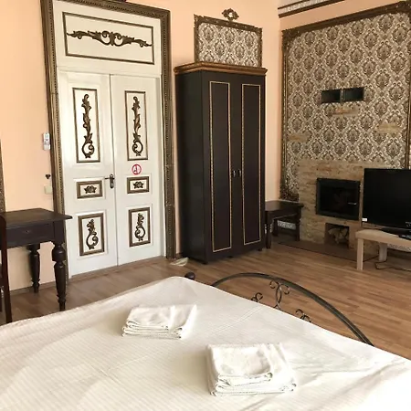 Hotel приватна фортеця