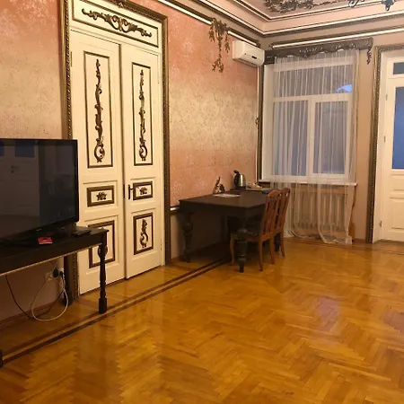 приватна фортеця Malekhuv