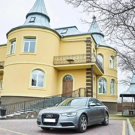 Hotel приватна фортеця